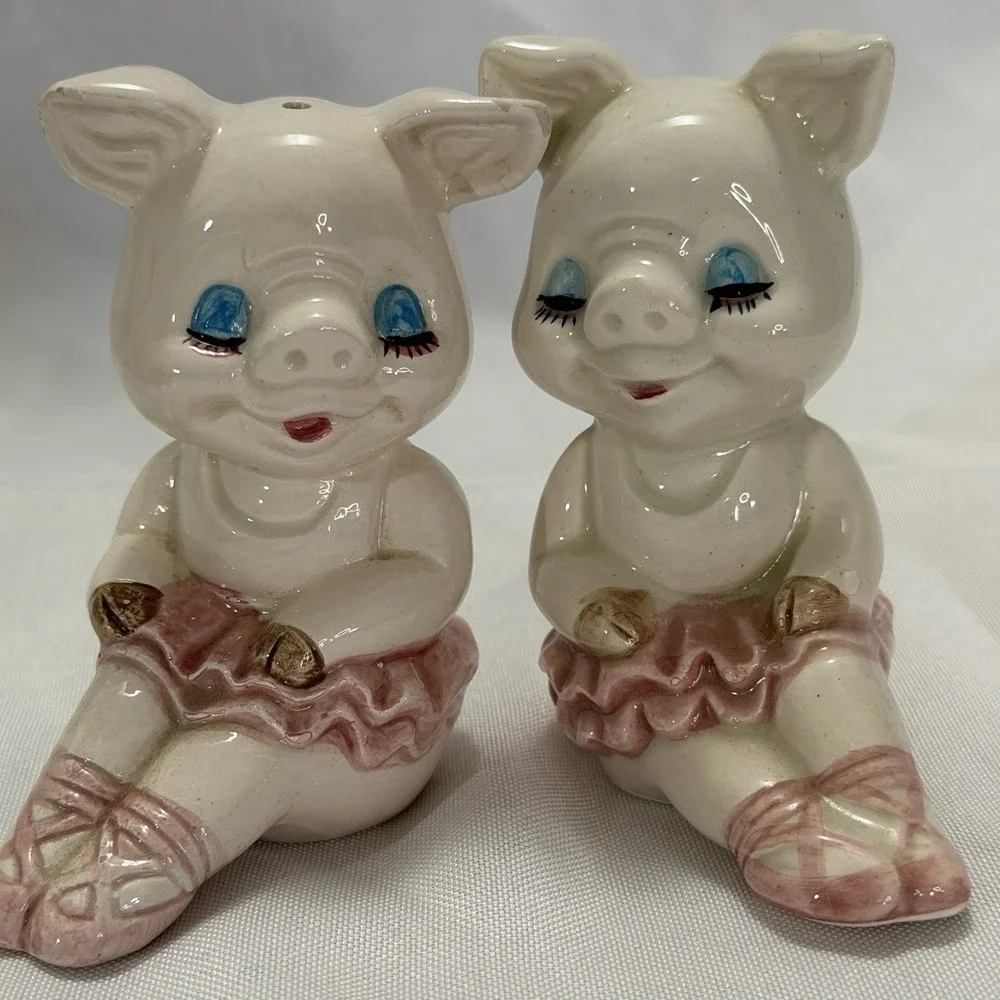 Vintage LEGO Taiwan Pig Ballerina Salt & Pepper Shakers Cute Ceramic Novelty Set